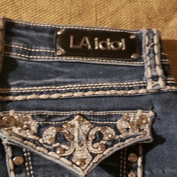 Jeans - Picture 3 of 5